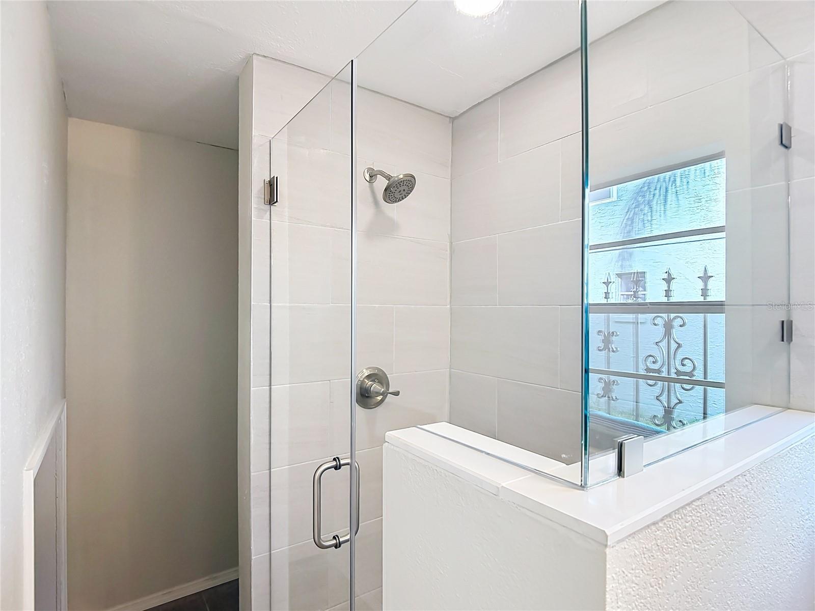 5925 SEASIDE DR — photo 46
