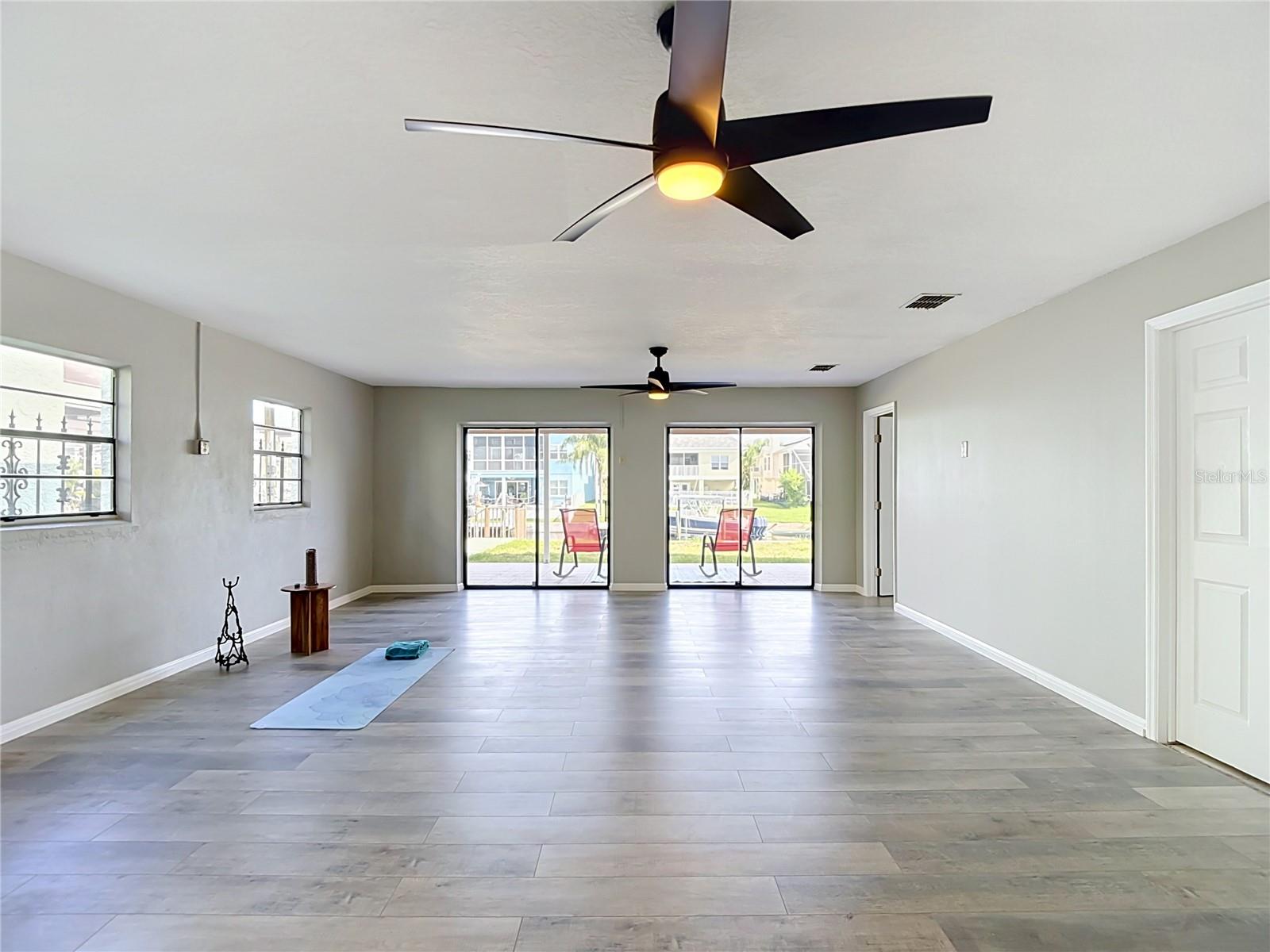 5925 SEASIDE DR — photo 37