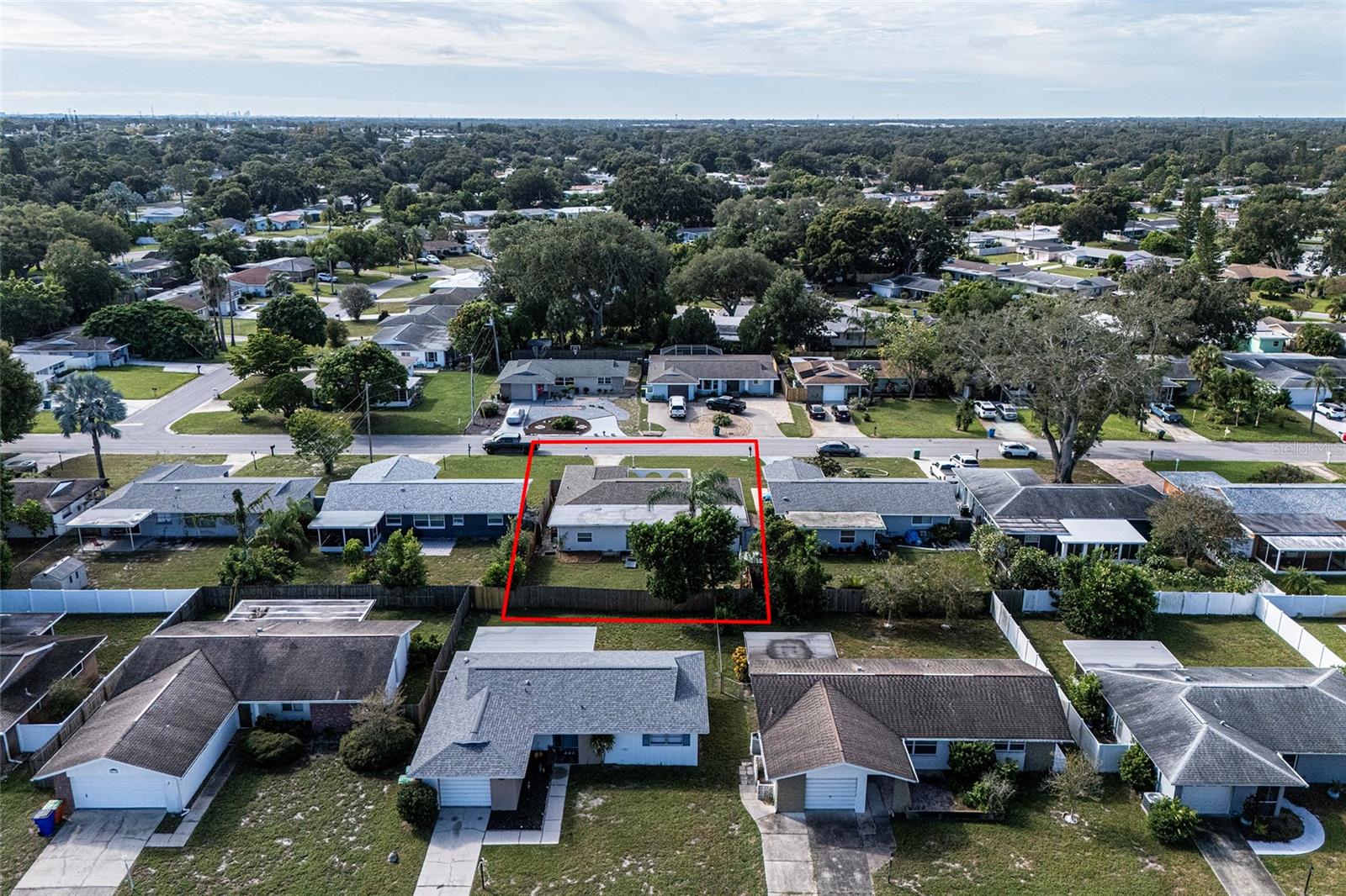 2174 SCOTLAND DR — photo 11
