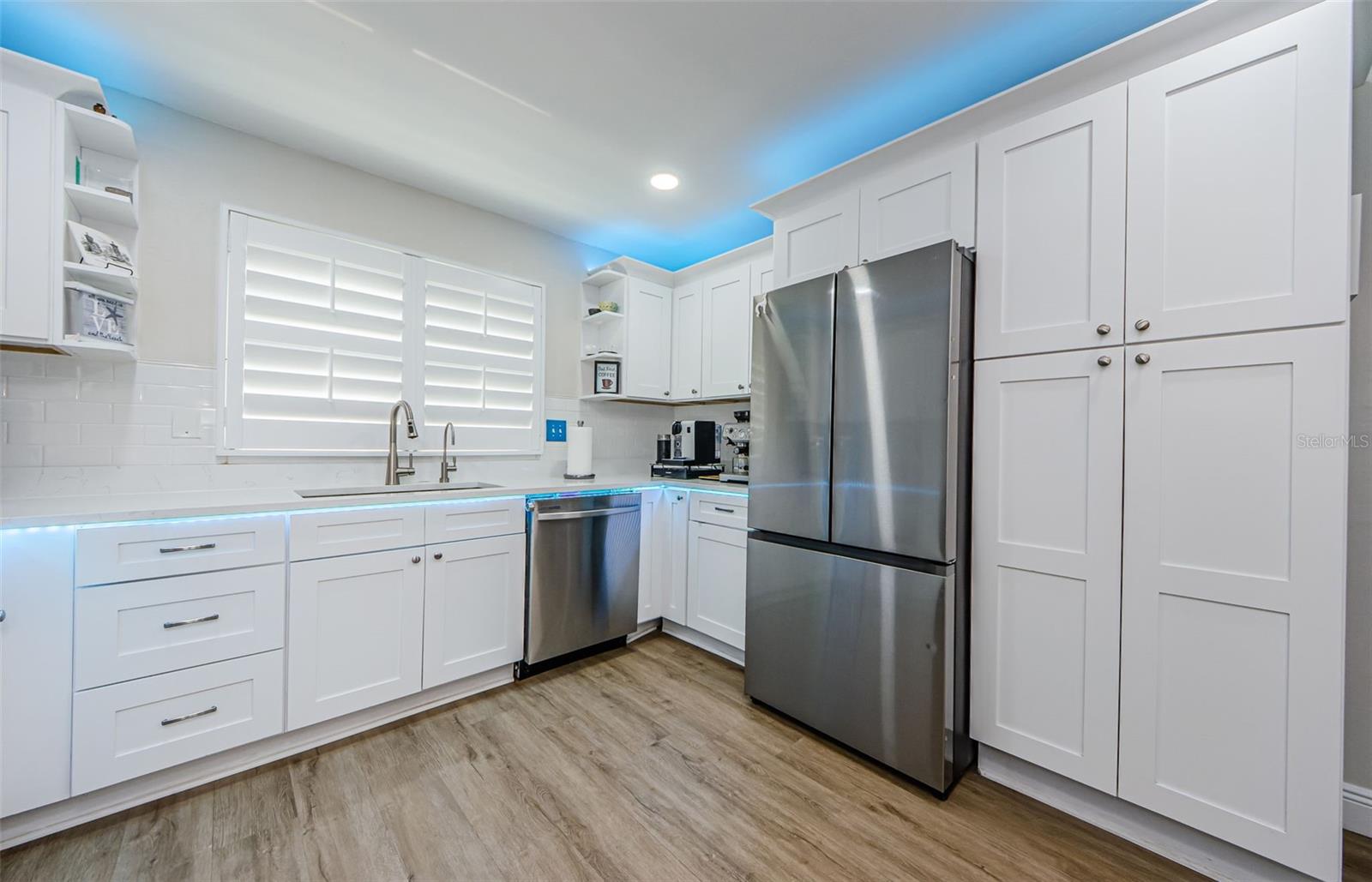 2174 SCOTLAND DR — photo 25
