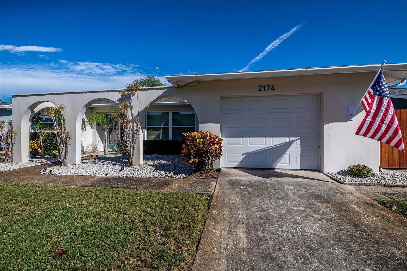 2174 SCOTLAND DR — photo 41