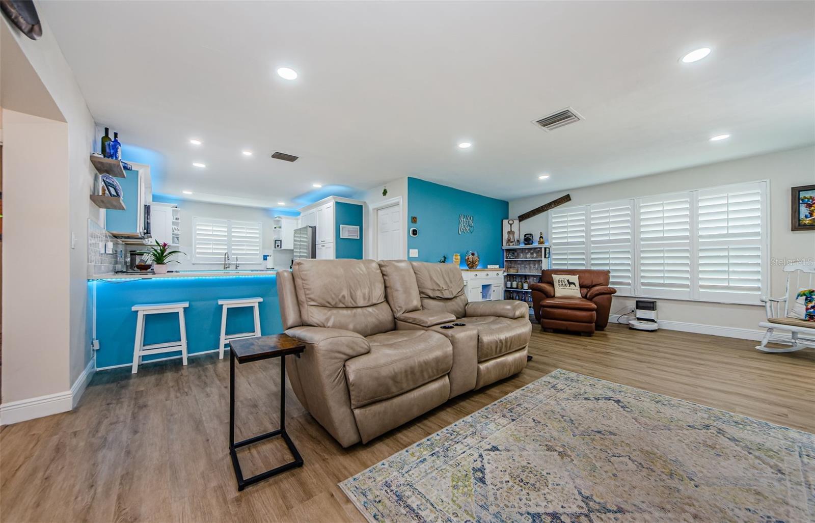 2174 SCOTLAND DR — photo 18