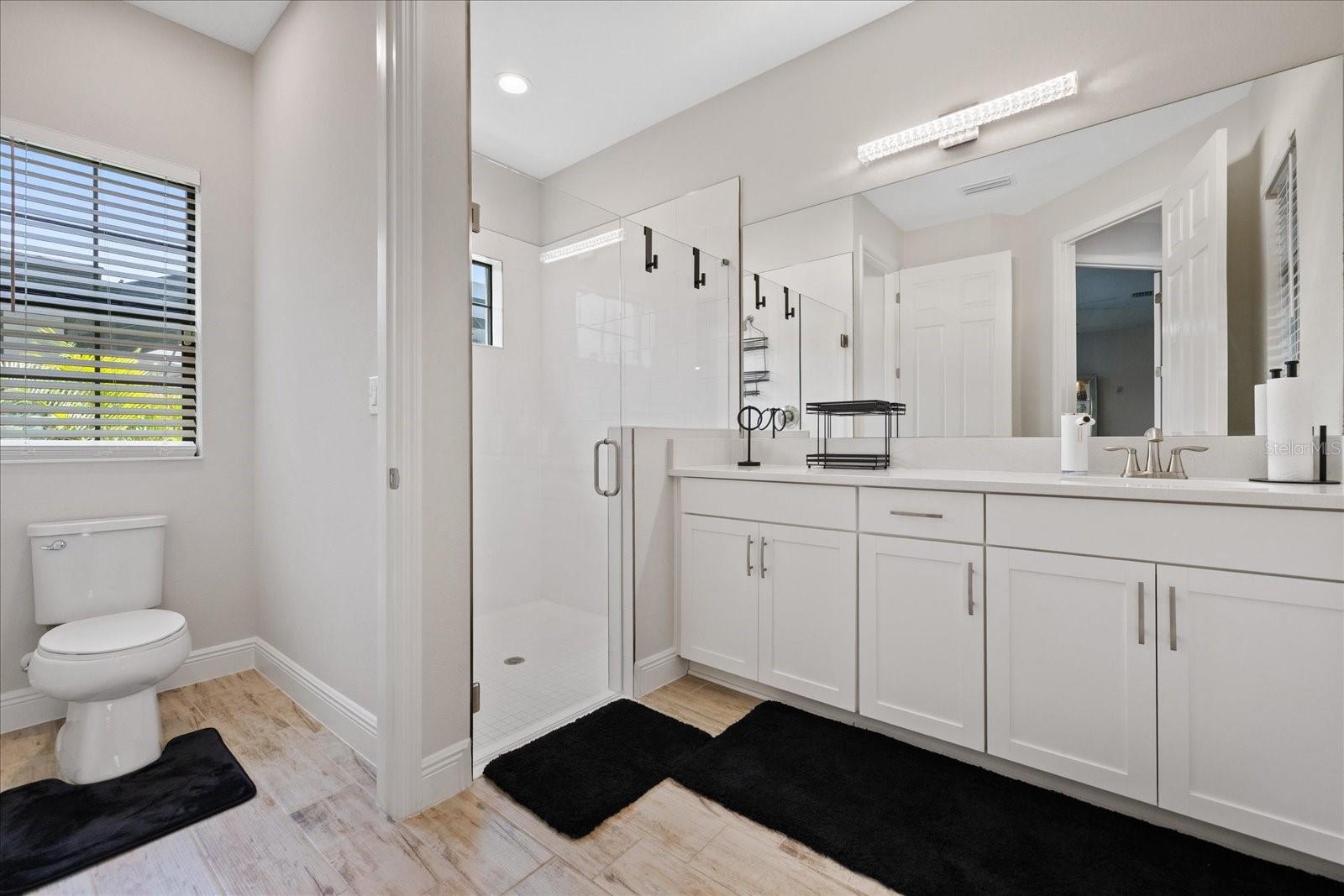 13154 TWIN BRIDGES DR — photo 36