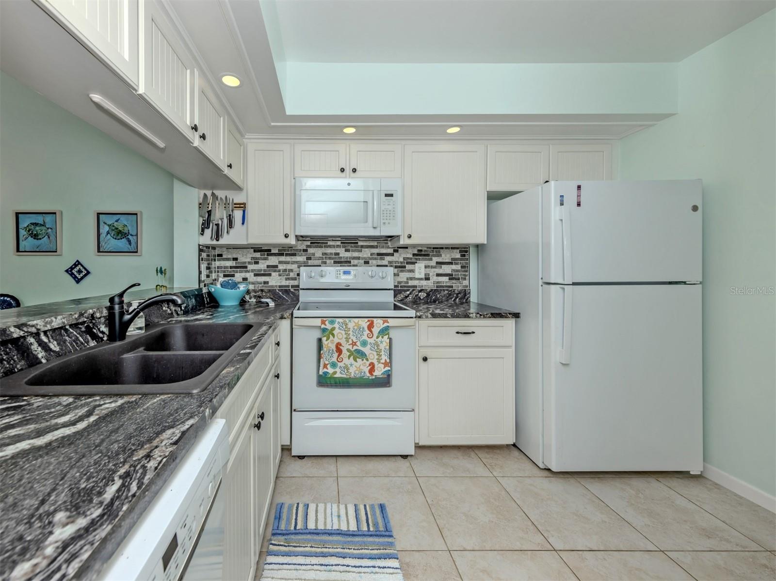 772 BIRD BAY DR N #202 — photo 15