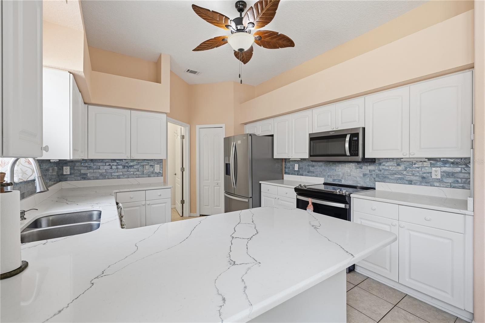 11501 BLOOMINGTON CT — photo 11