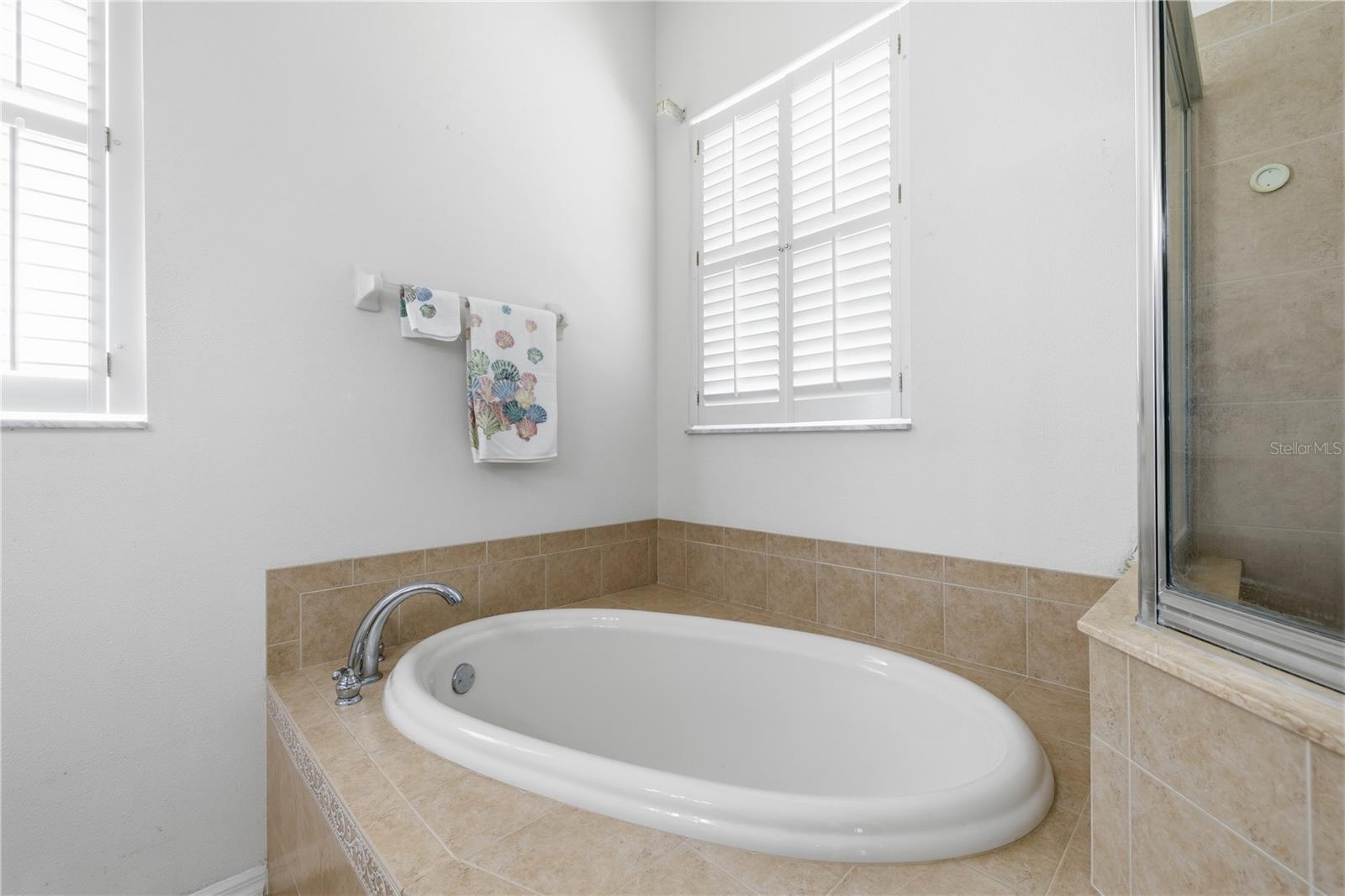 11501 BLOOMINGTON CT — photo 20