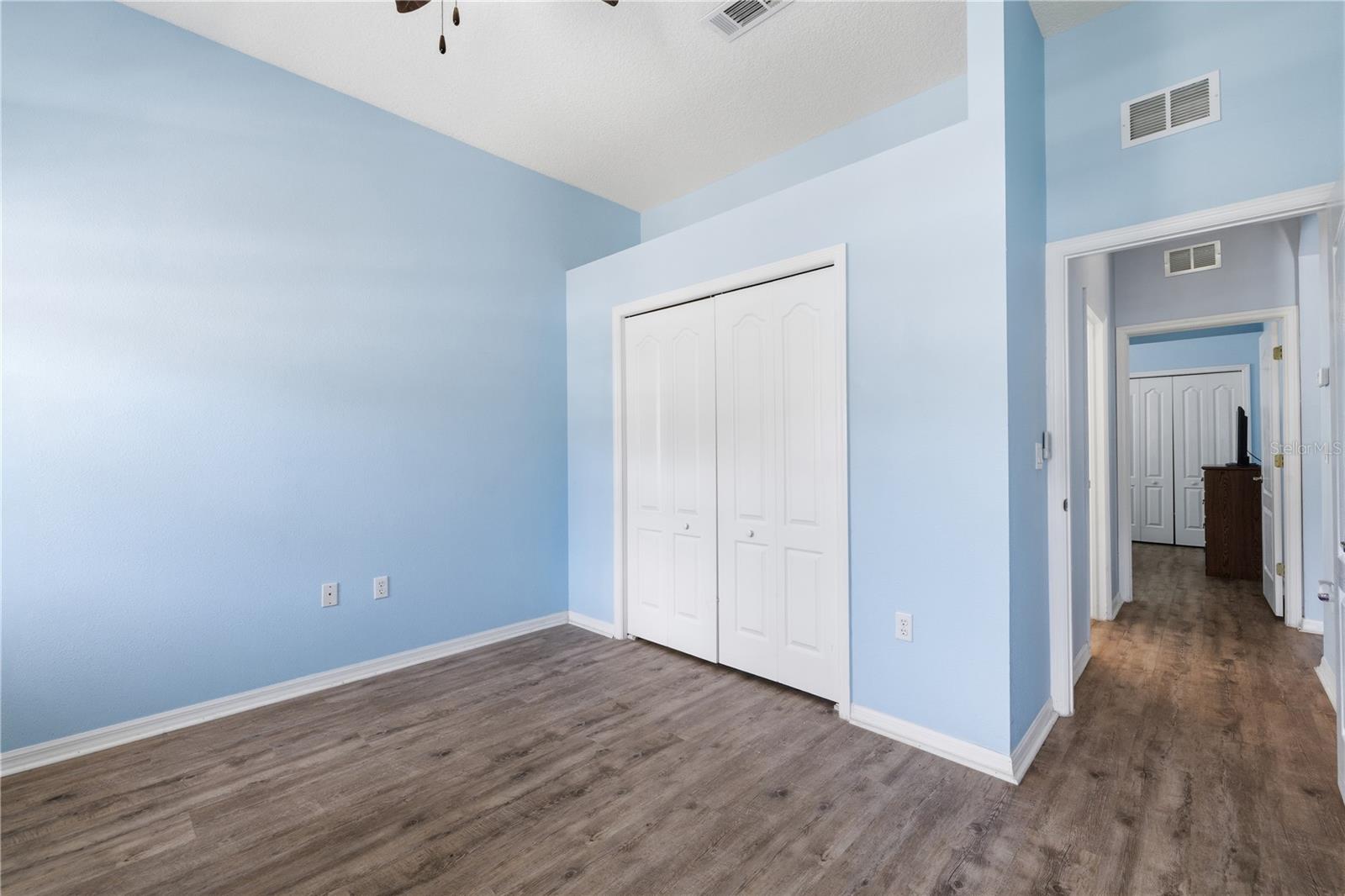 11501 BLOOMINGTON CT — photo 24