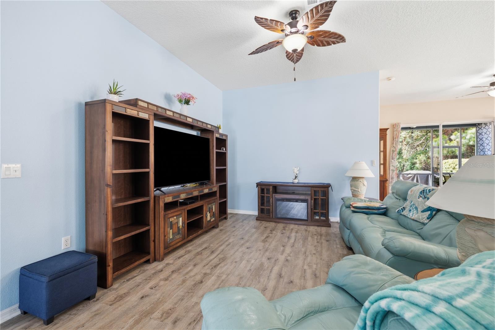11501 BLOOMINGTON CT — photo 5