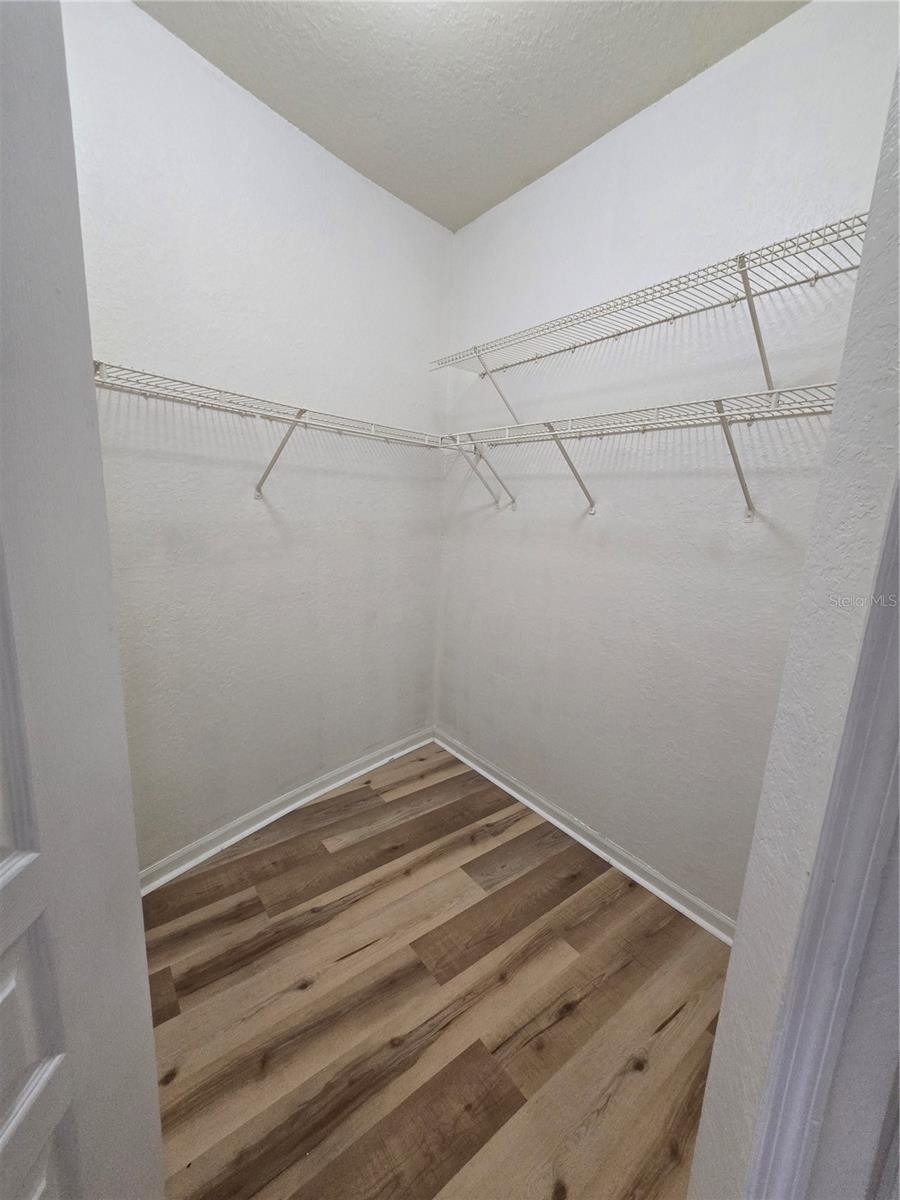 17112 CARRINGTON PARK DR #902 — photo 14