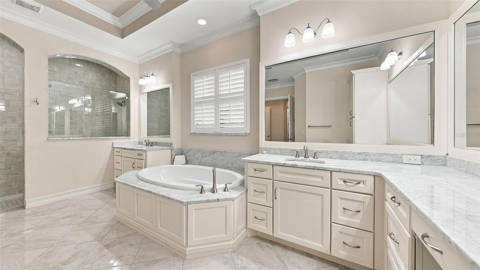 141 SUGAR MILL DR — photo 32