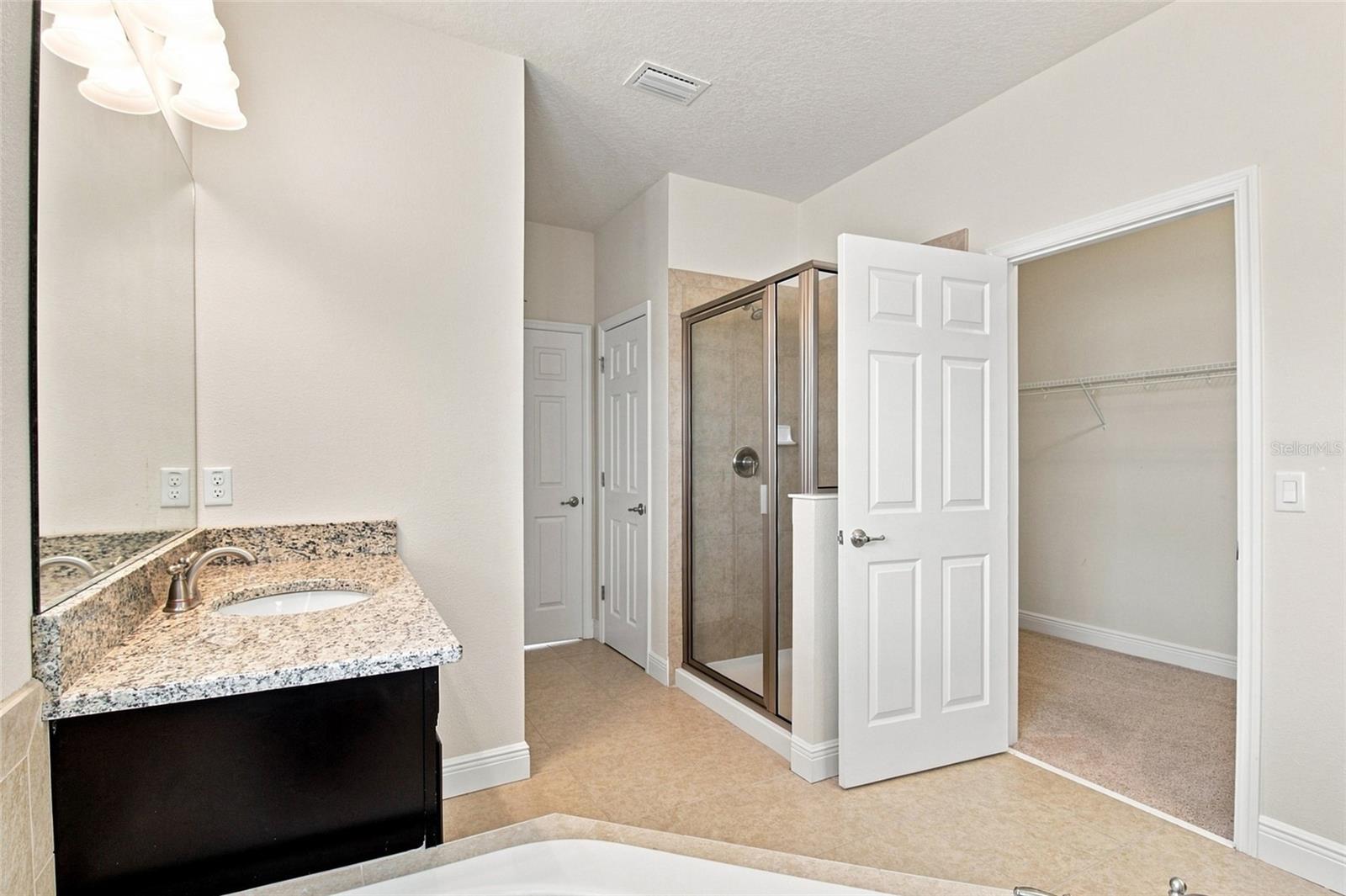 1215 HILLANDALE RESERVE DR — photo 42