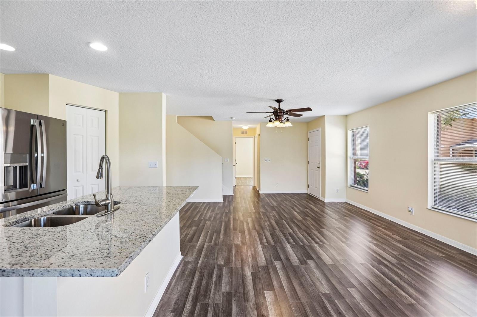 2520 COLONY REED LN — photo 2