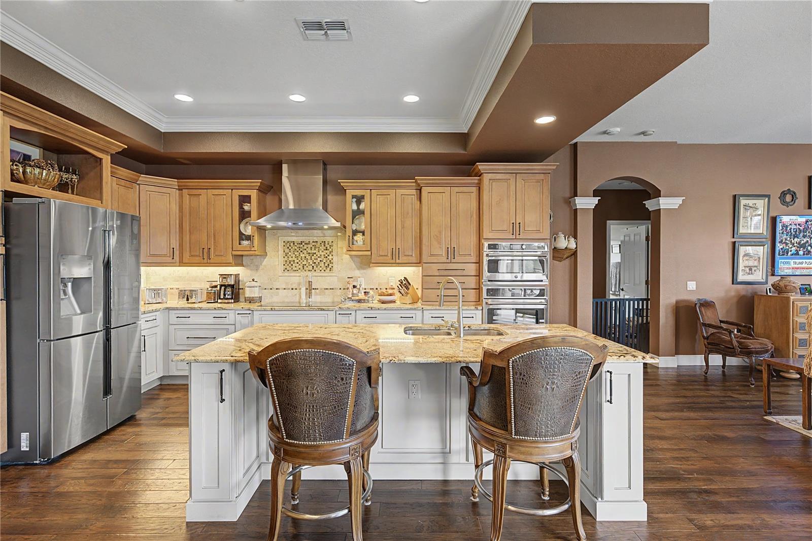 13823 THOROUGHBRED DR — photo 10