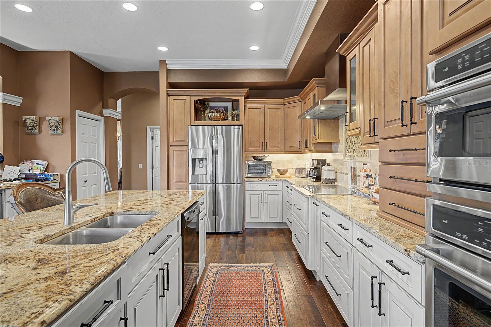 13823 THOROUGHBRED DR — photo 33