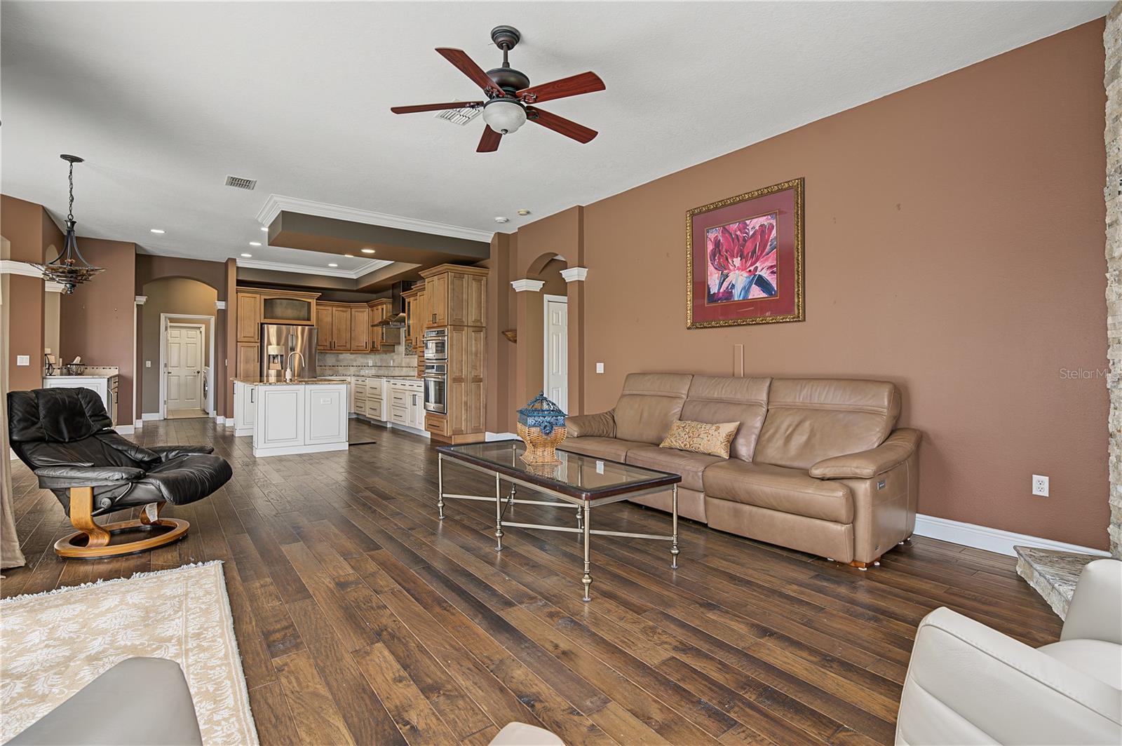 13823 THOROUGHBRED DR — photo 58