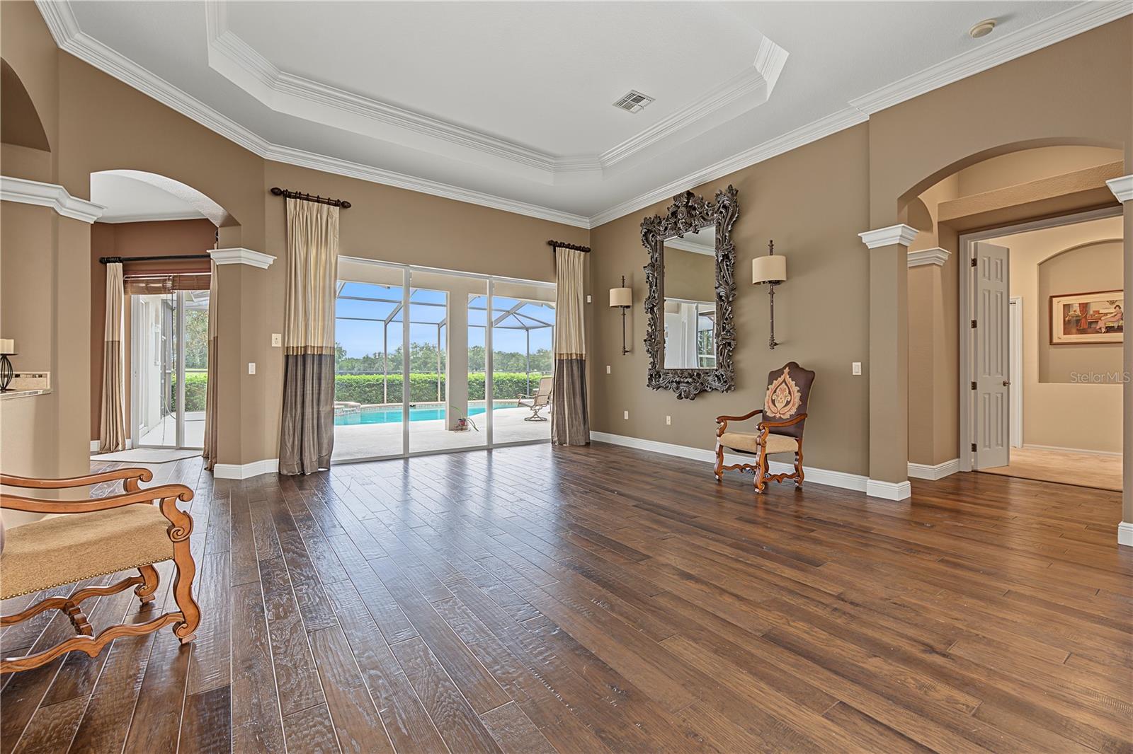 13823 THOROUGHBRED DR — photo 67