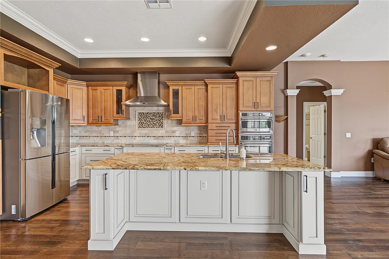 13823 THOROUGHBRED DR — photo 61
