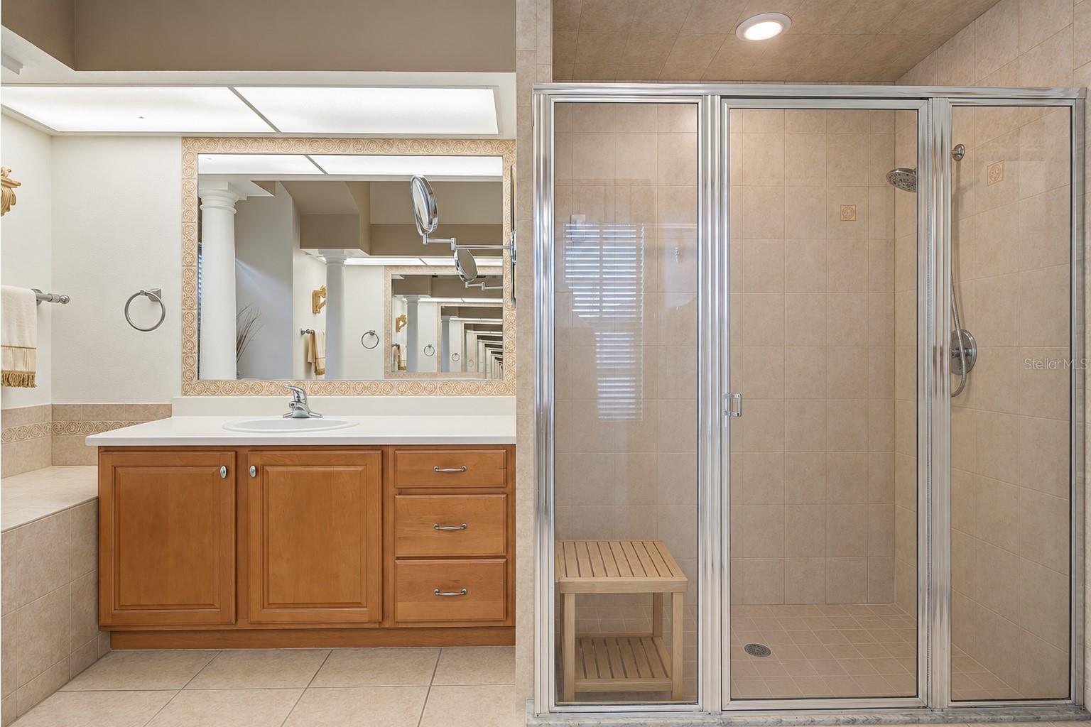 13823 THOROUGHBRED DR — photo 53