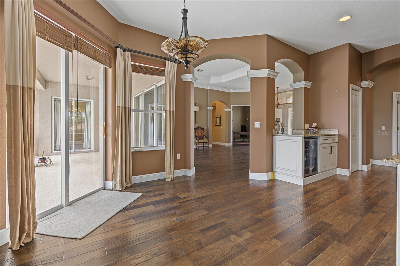 13823 THOROUGHBRED DR — photo 65