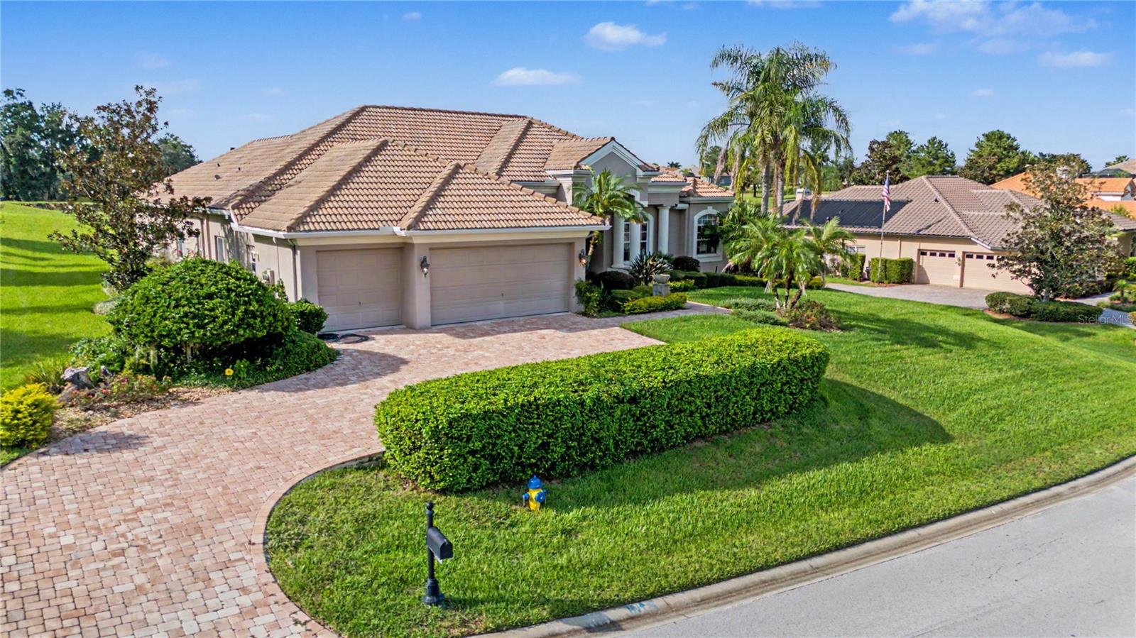 13823 THOROUGHBRED DR — photo 26