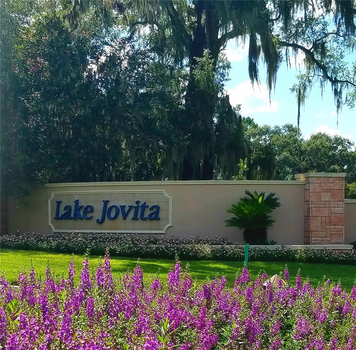 13823 THOROUGHBRED DR — photo 100