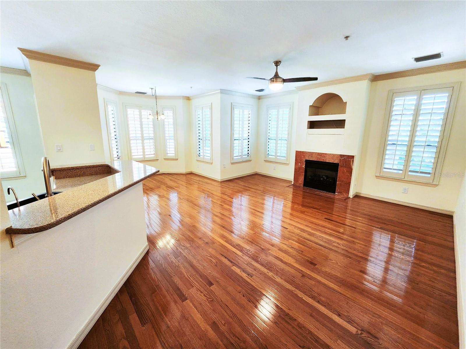 2733 VIA CIPRIANI #820B — photo 3