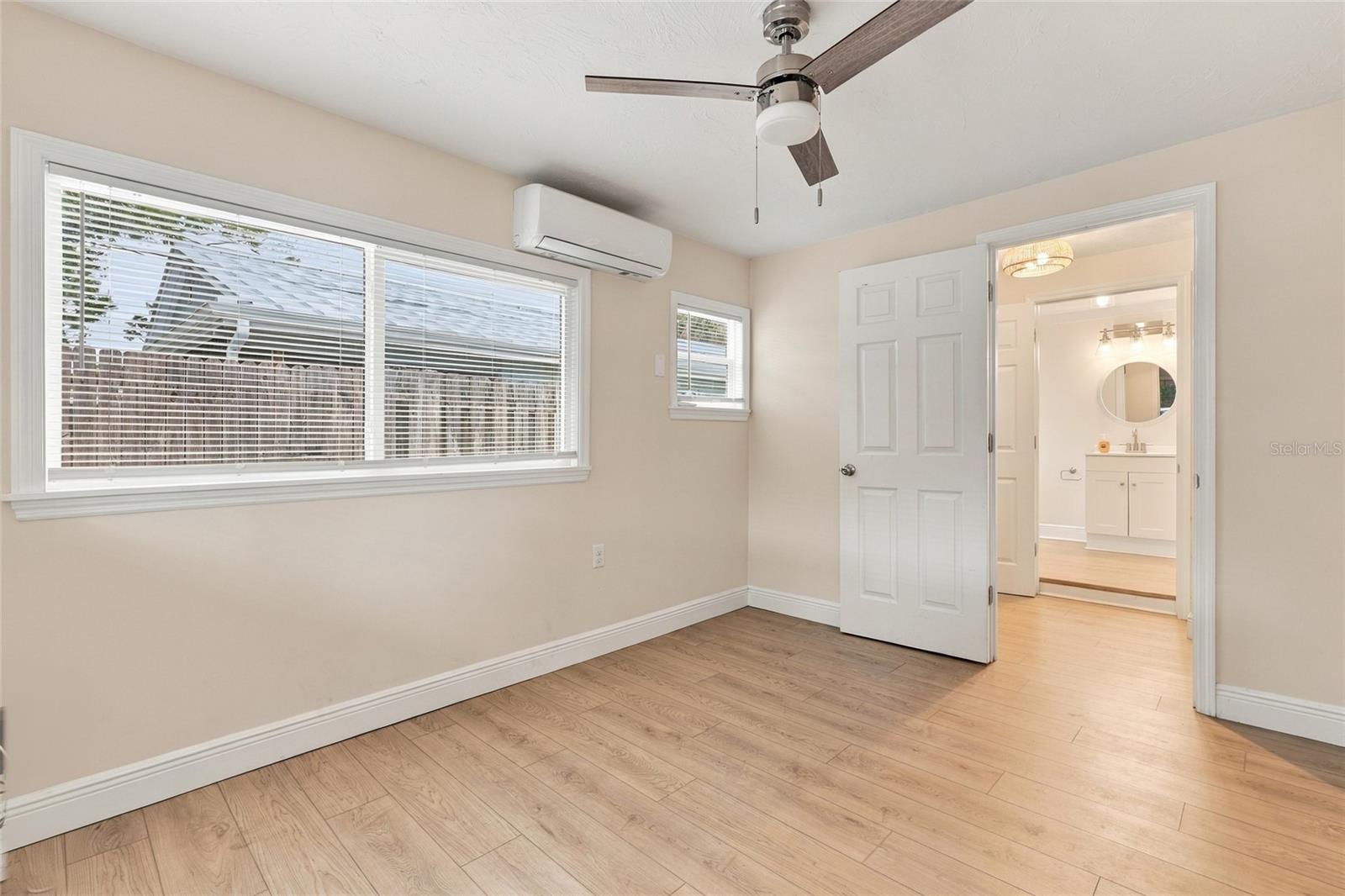 304 MOUNT PLEASANT RD — photo 16