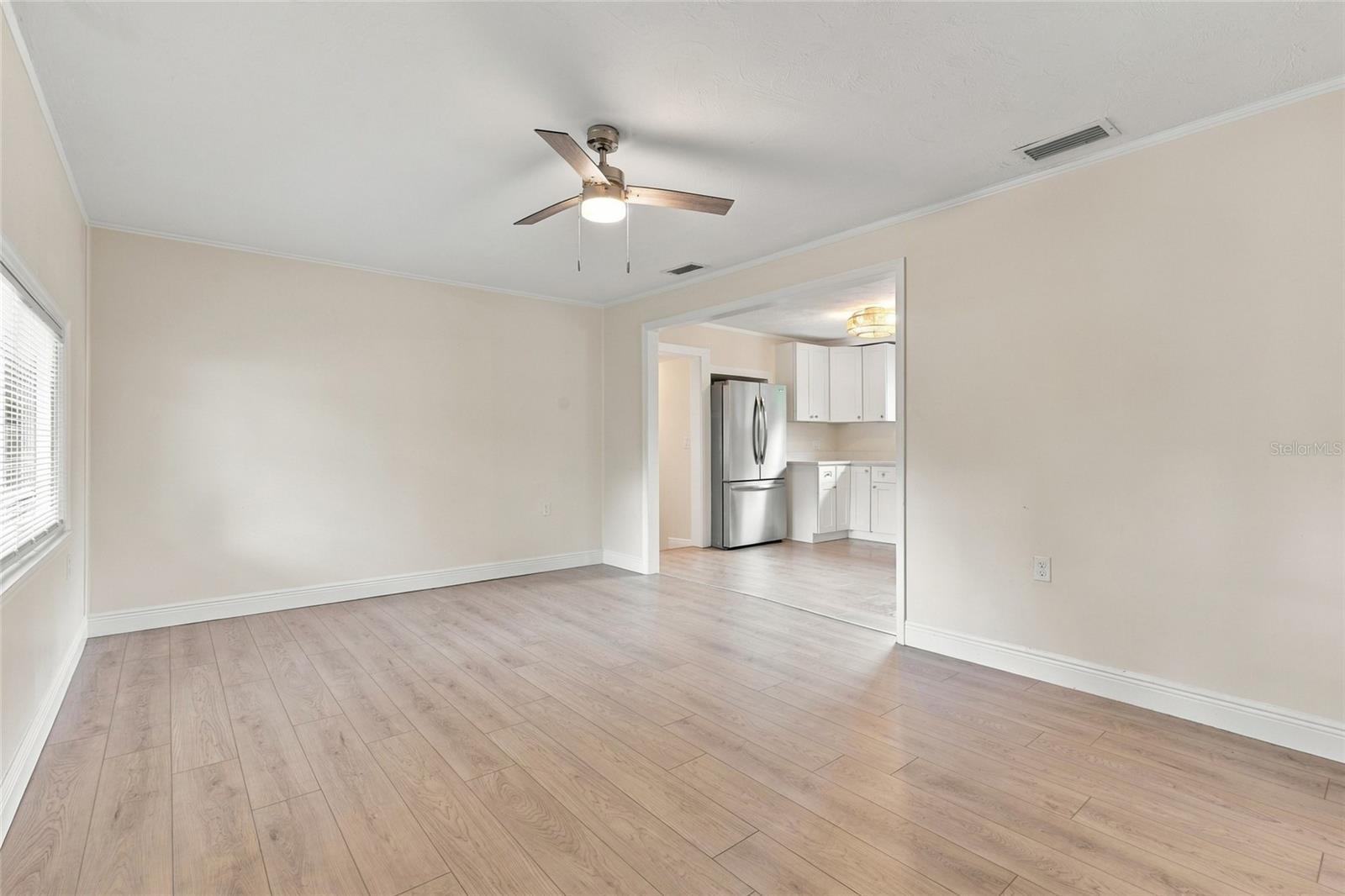 304 MOUNT PLEASANT RD — photo 7