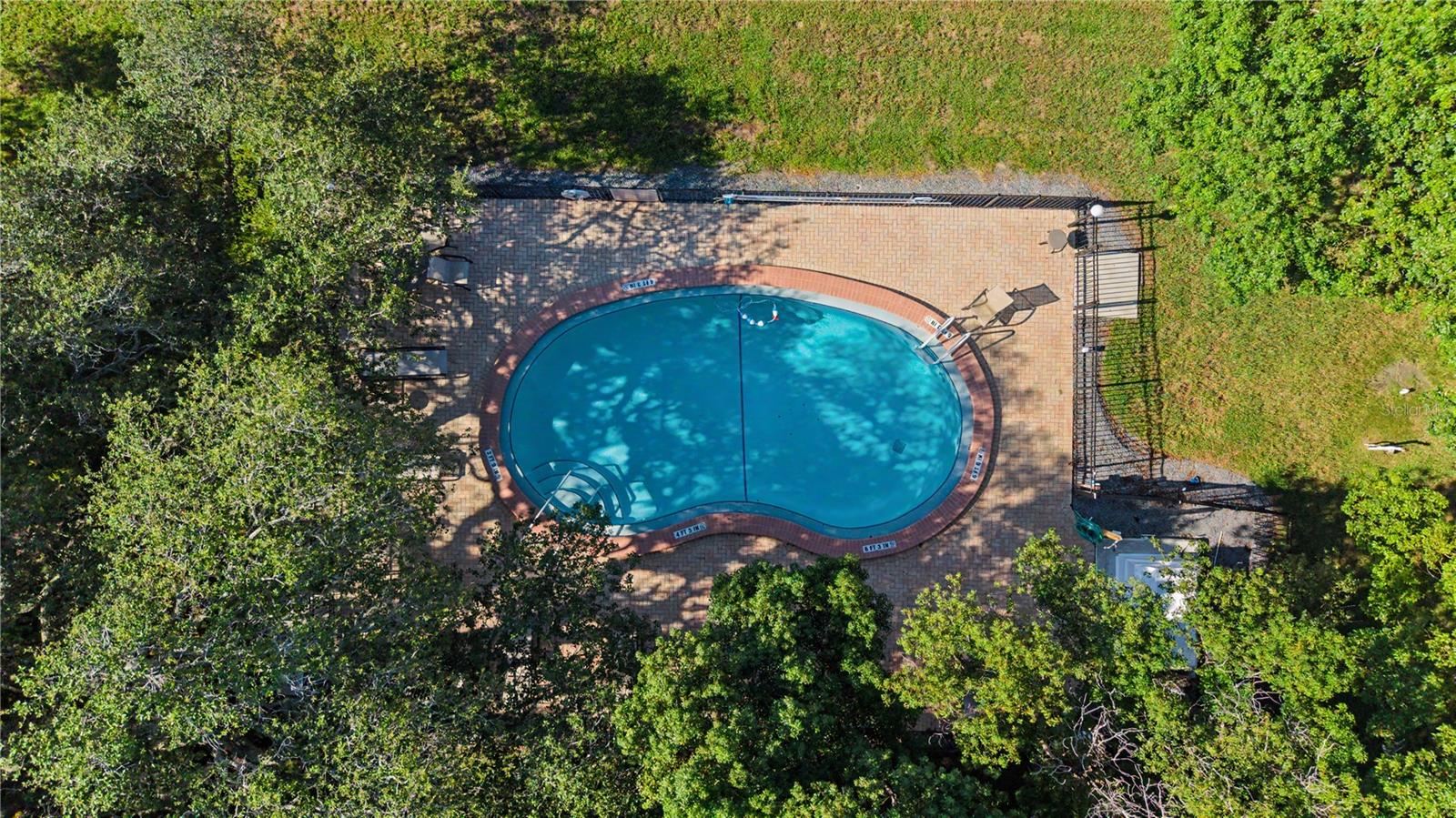 1302 GOLFVIEW DR — photo 45