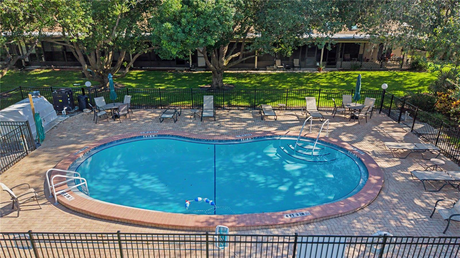 1302 GOLFVIEW DR — photo 46