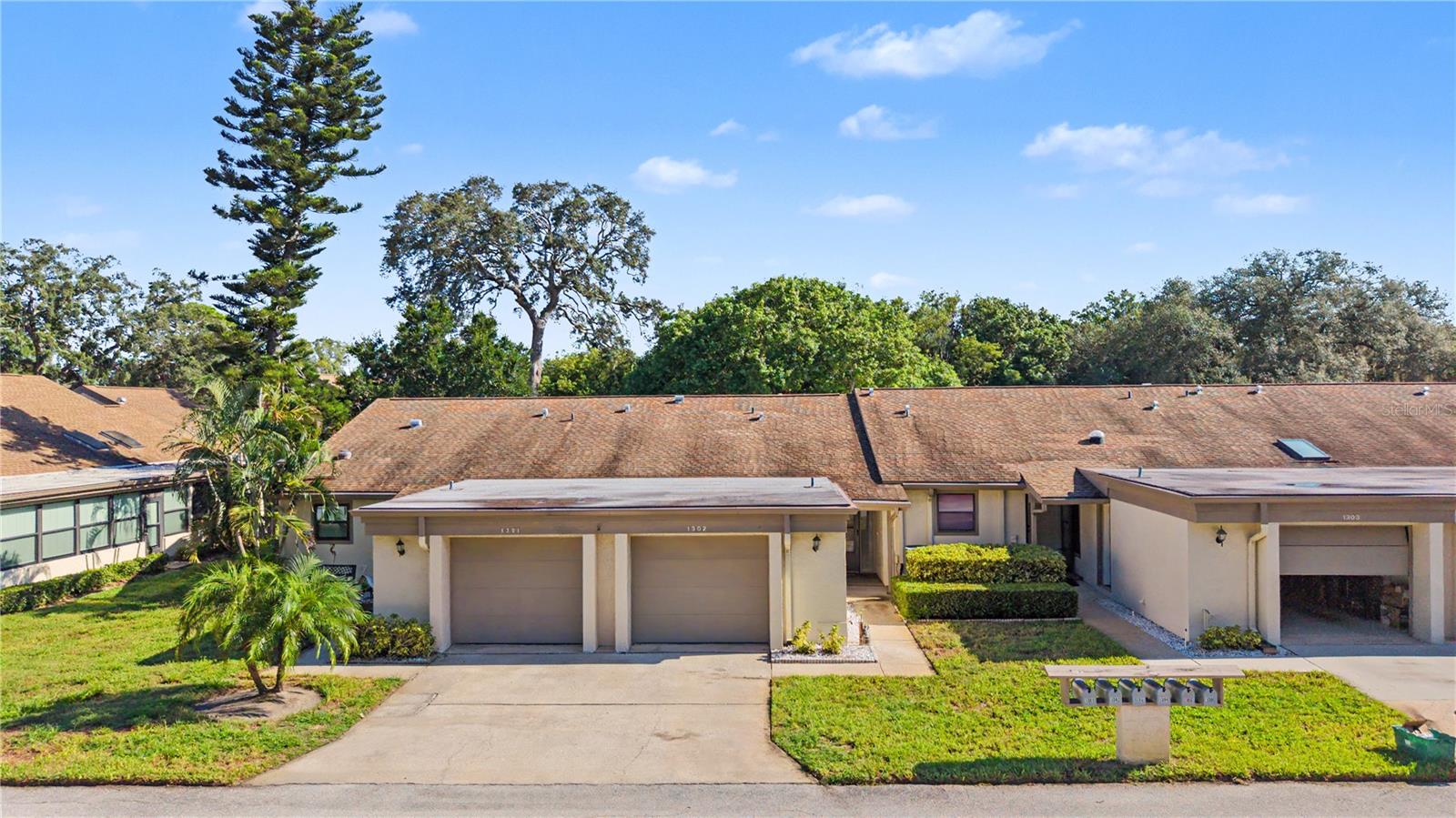 1302 GOLFVIEW DR — photo 28