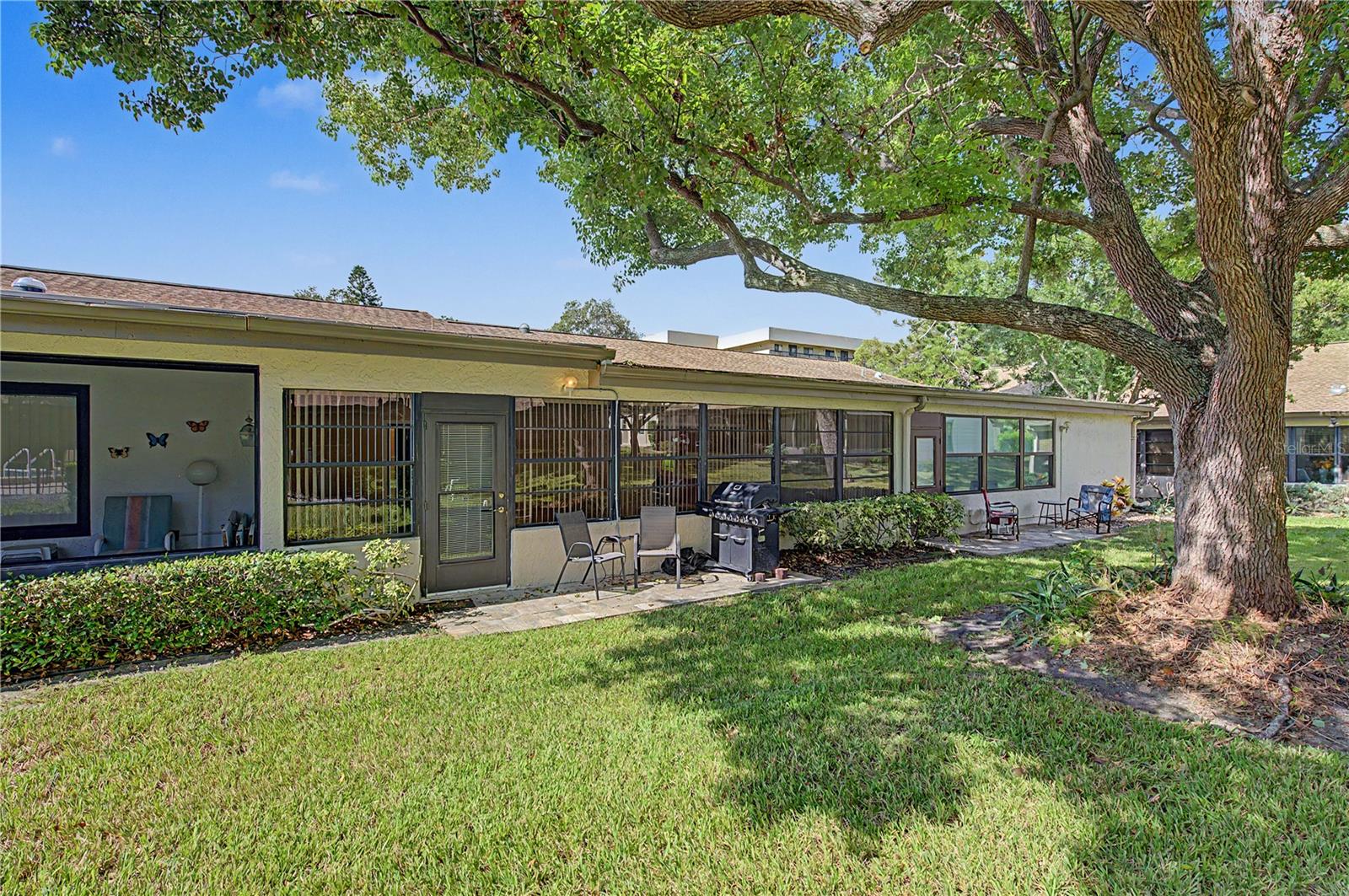 1302 GOLFVIEW DR — photo 30