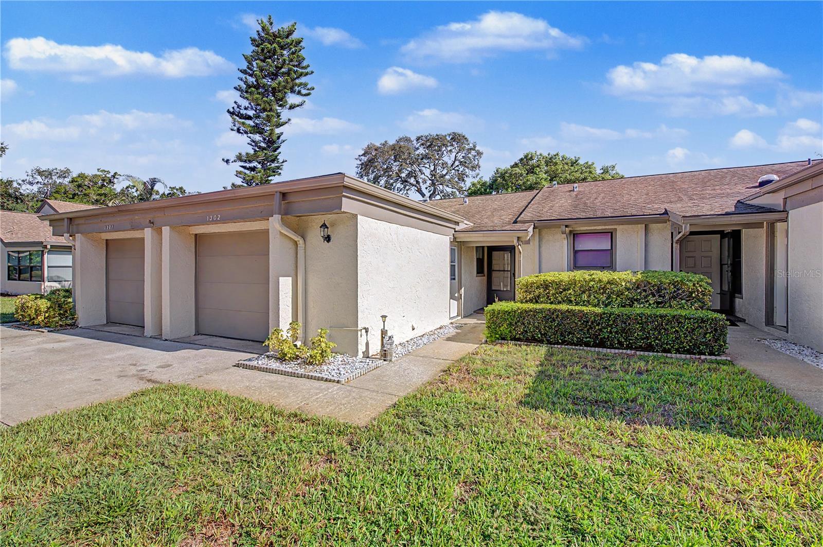 1302 GOLFVIEW DR — photo 27
