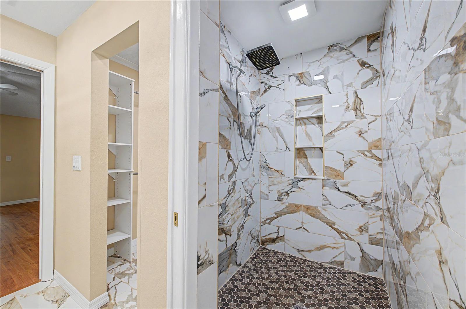 1302 GOLFVIEW DR — photo 25