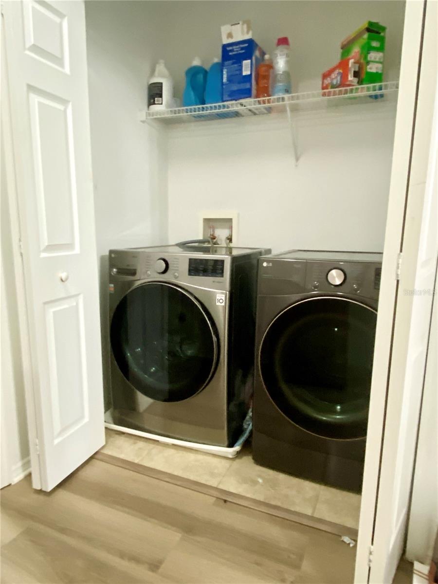 1529 WATER TERRACE LN — photo 12