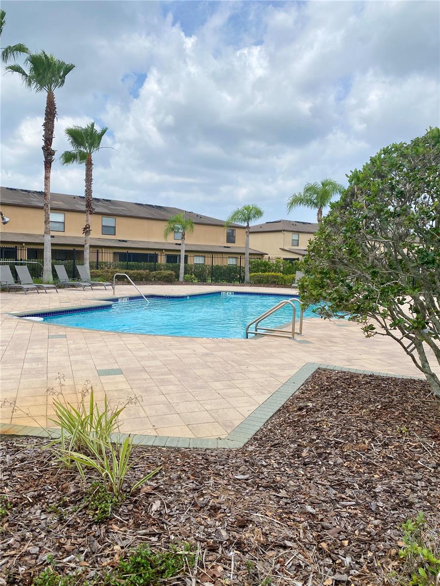 1529 WATER TERRACE LN — photo 37