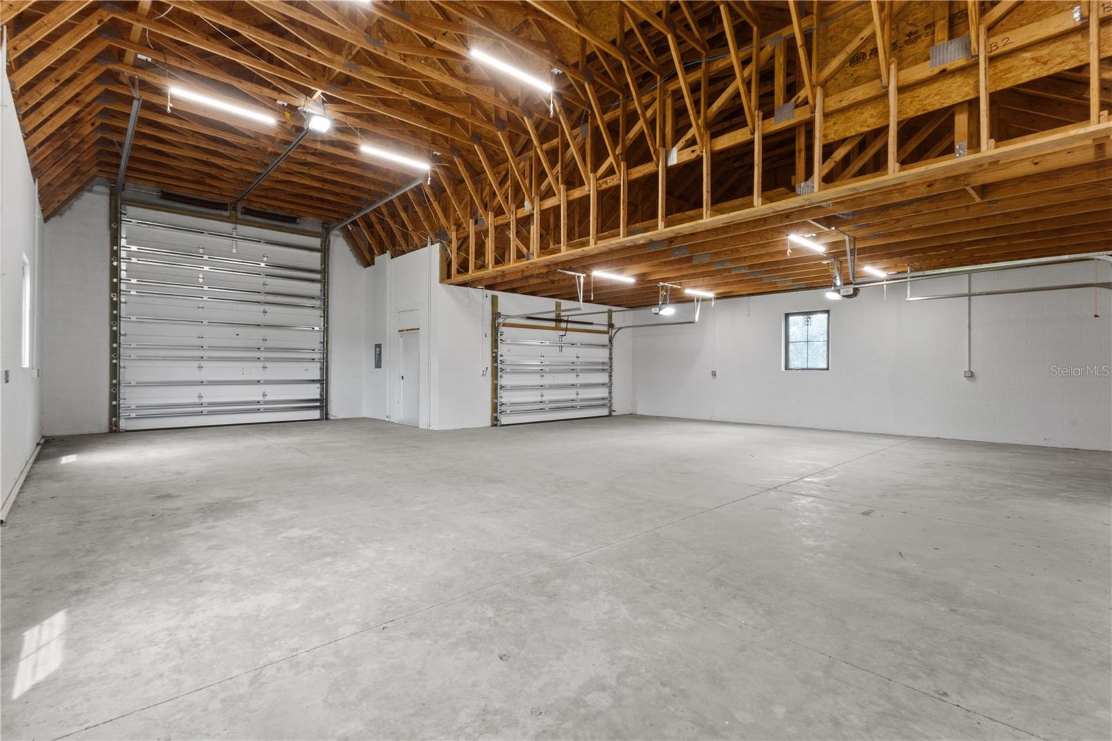 6609 PALADIN CT — photo 40