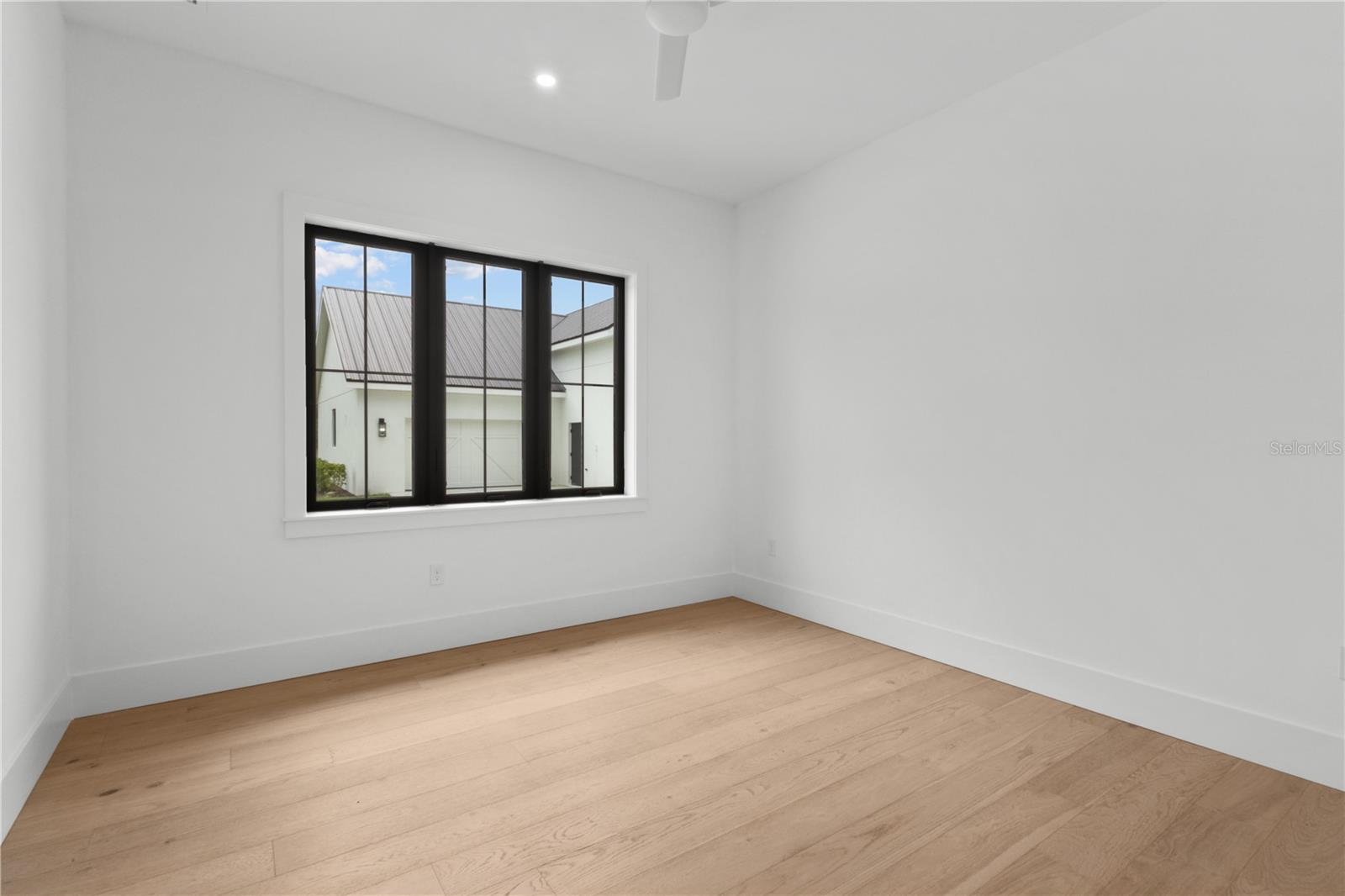 6609 PALADIN CT — photo 11