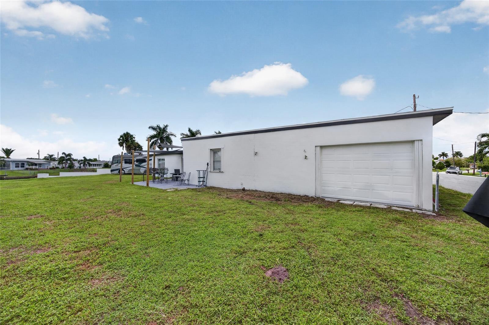 6484 ANGLE PL — photo 41