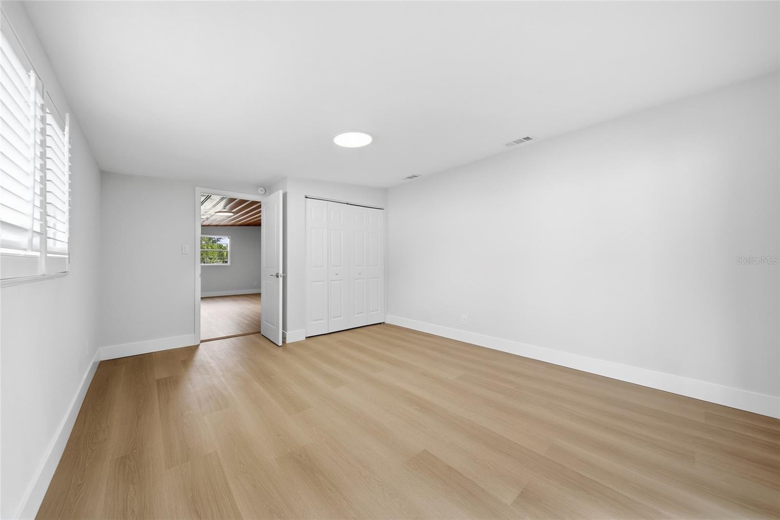 5401 E 98TH AVE — photo 19
