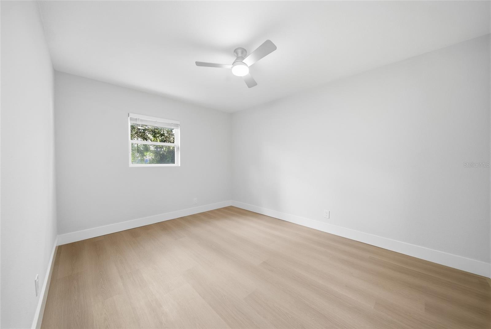 5401 E 98TH AVE — photo 21