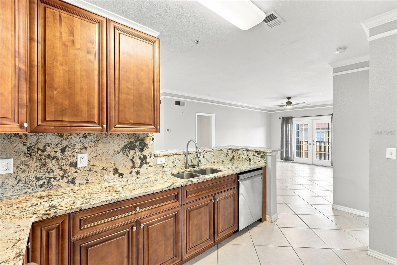 4333 BAYSIDE VILLAGE DR #206 — photo 5