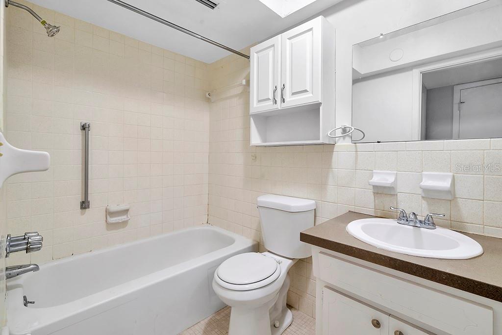 30 LIBERTY WAY #13 — photo 10