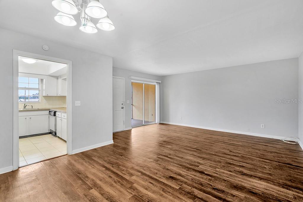 30 LIBERTY WAY #13 — photo 3