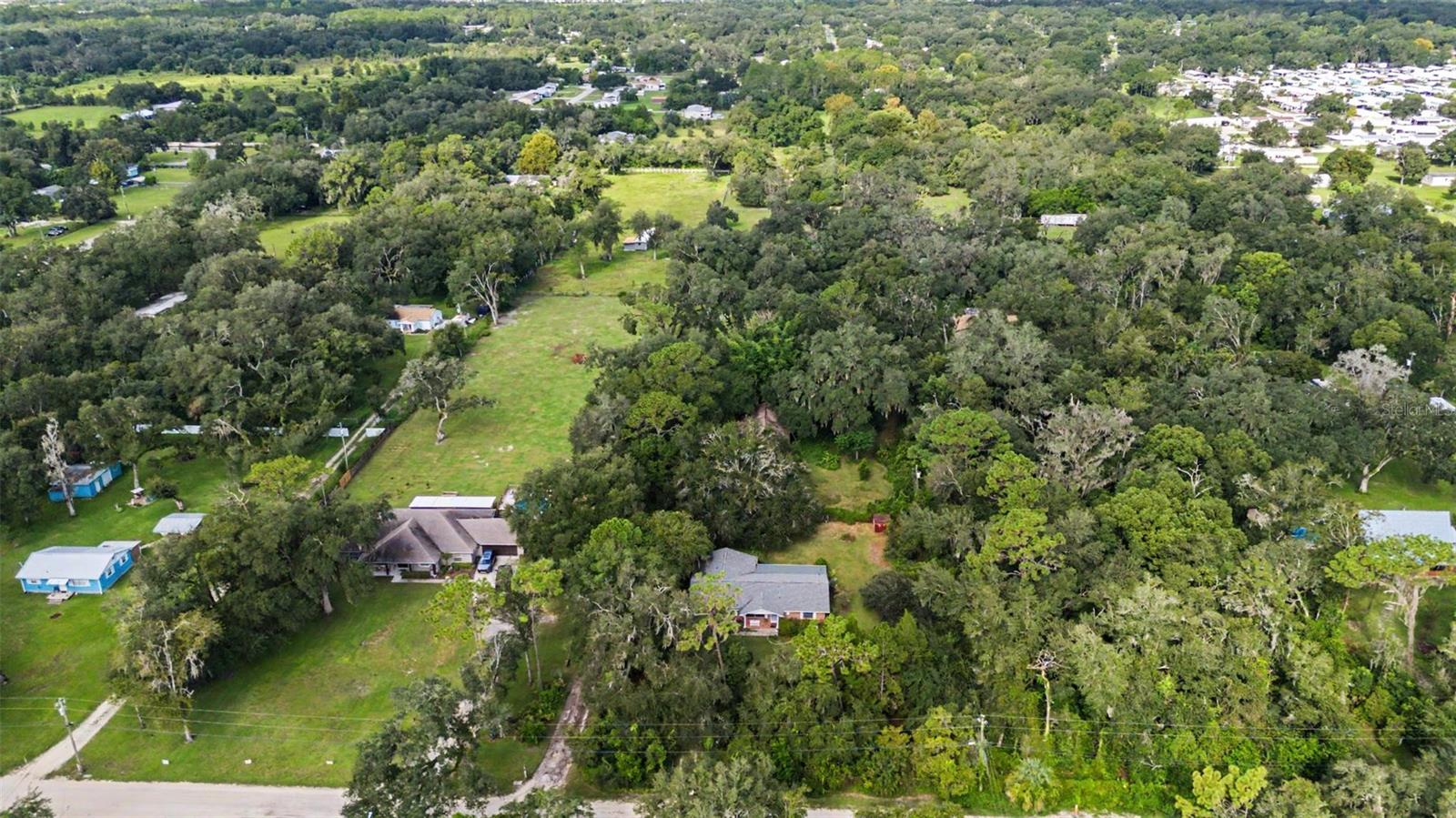 3621 OAKWOOD DR — photo 37