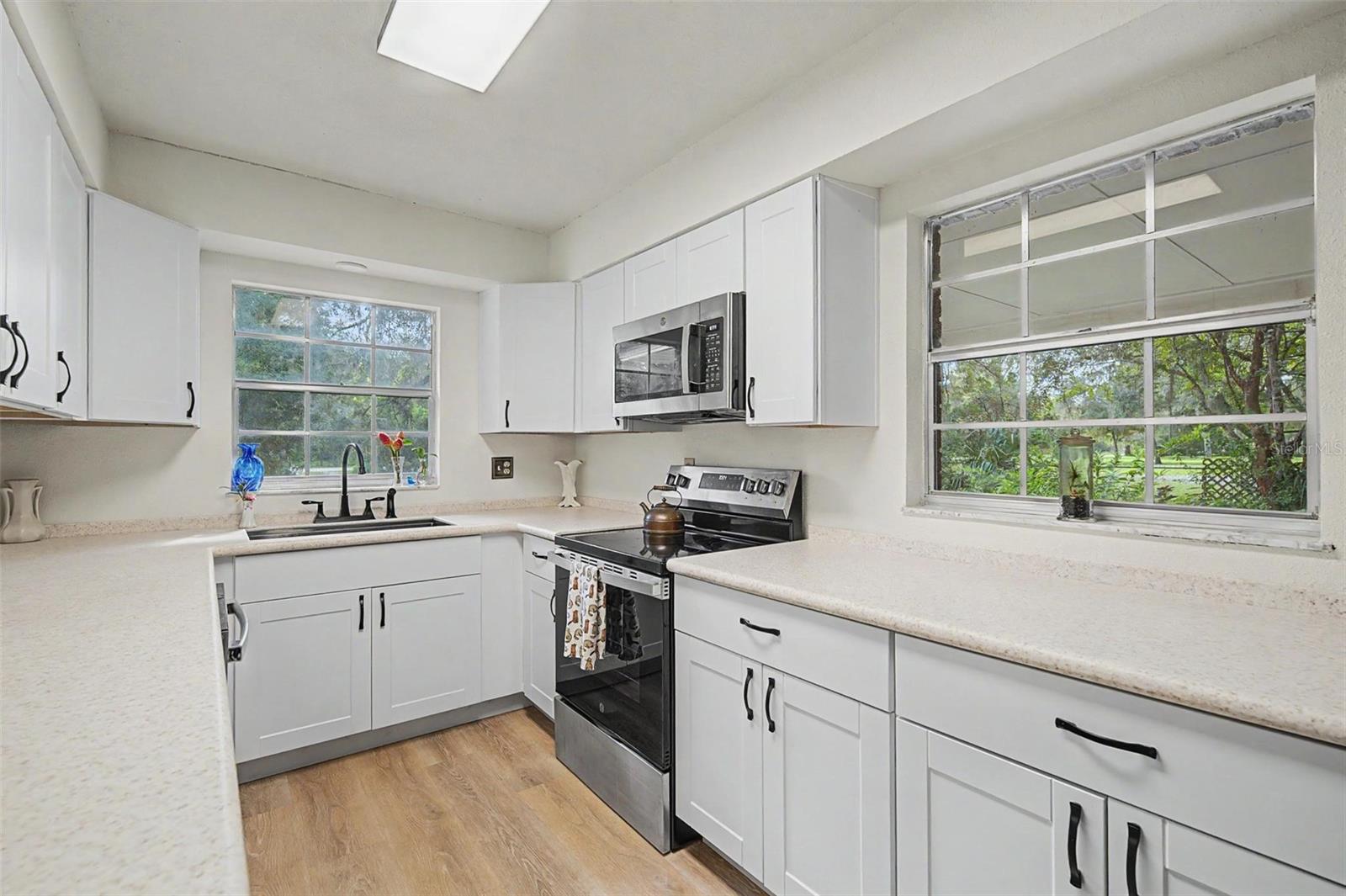 3621 OAKWOOD DR — photo 11