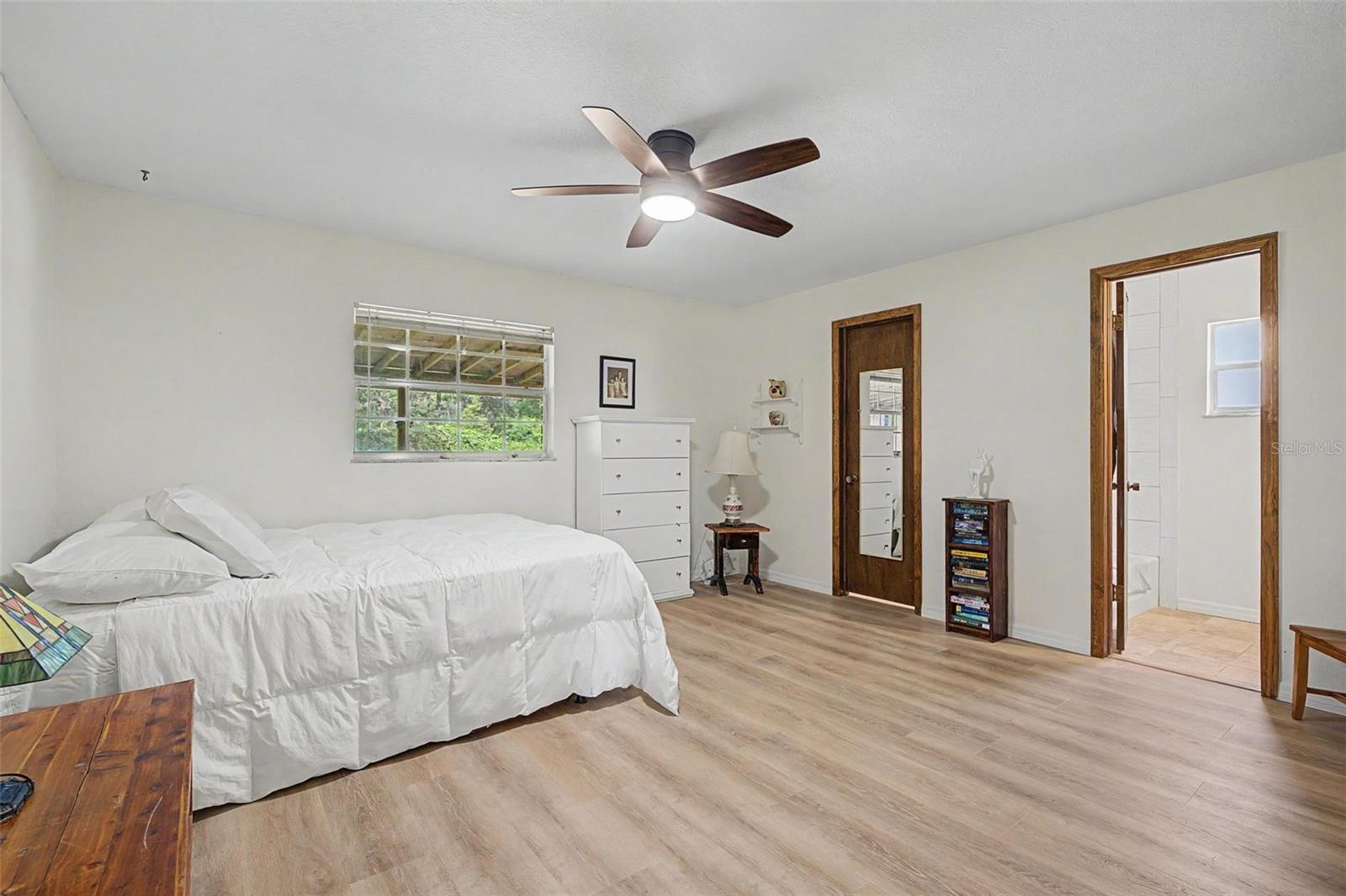 3621 OAKWOOD DR — photo 20