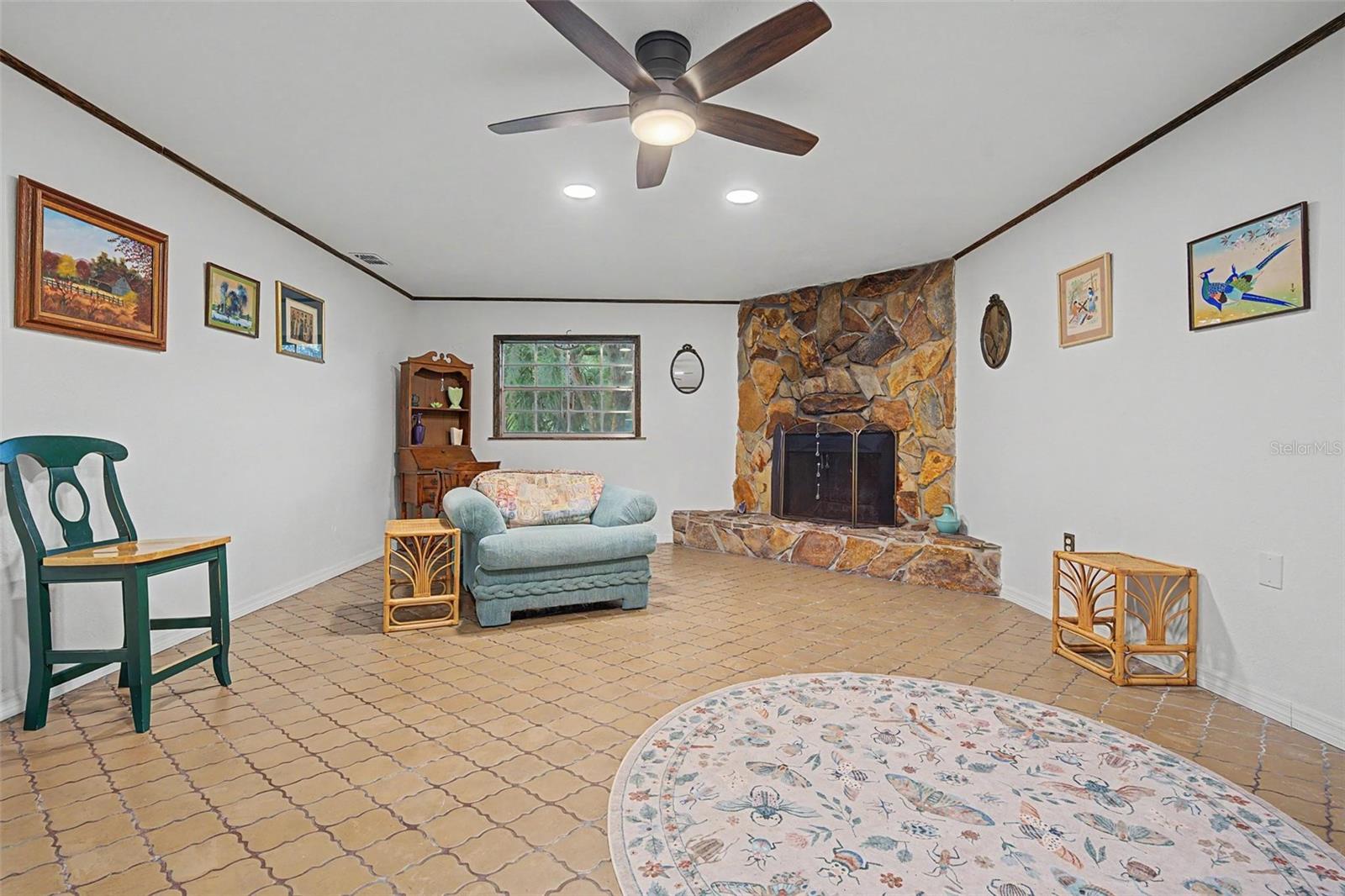 3621 OAKWOOD DR — photo 16