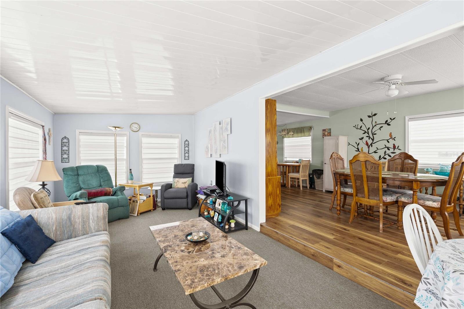 36917 GRACE AVE — photo 3