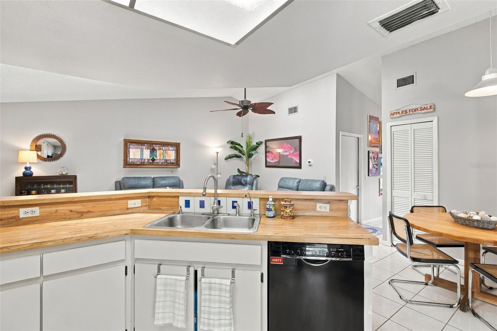 2621 ORCHARD HIGHLANDS DR — photo 24